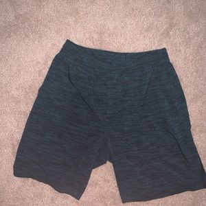 Lululemon men’s Pacebreaker shorts